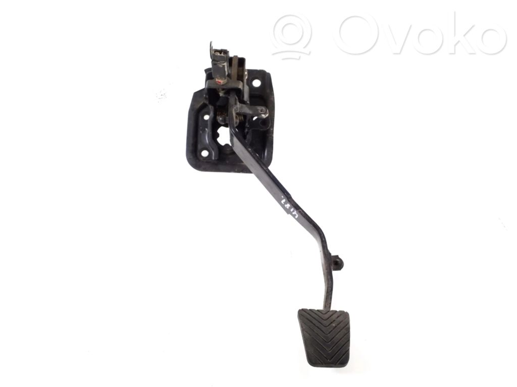 Mitsubishi Outlander Pedal de embrague 