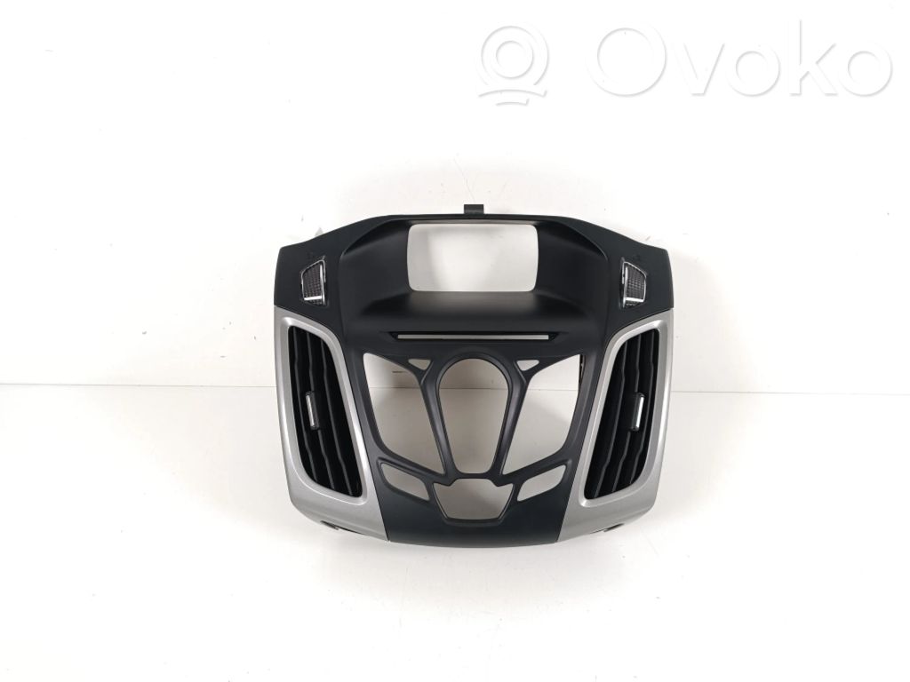 Ford Focus Panel trim 