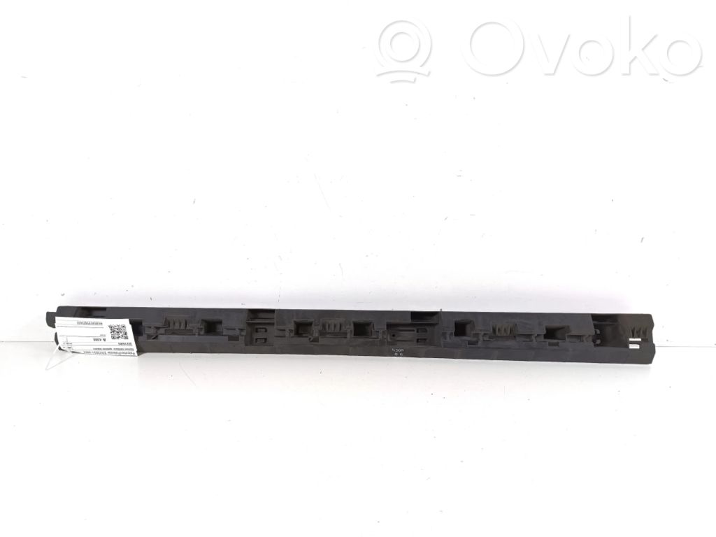 Polestar 2 Listello di supporto del sottoporta 