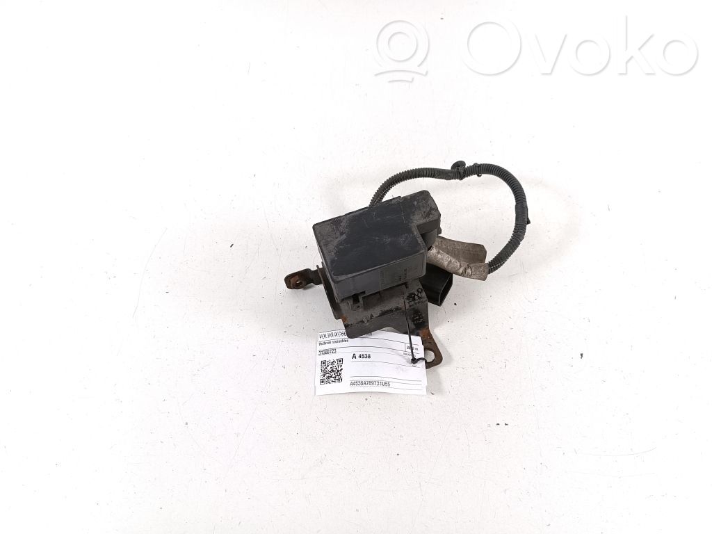 Volvo XC60 Air suspension valve block 