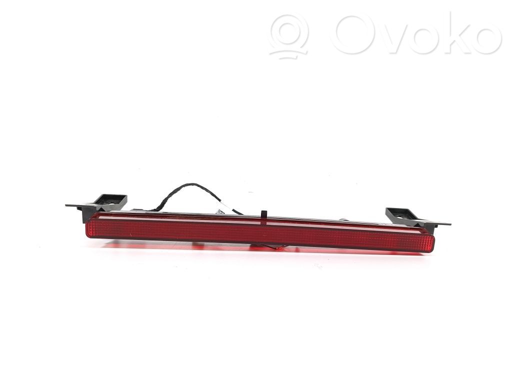 Volvo XC40 Third/center stoplight 