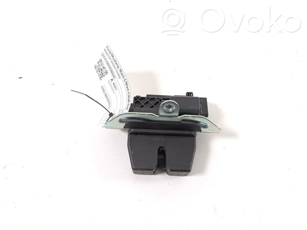 Loading door lock   L2FA1AN442A66AC