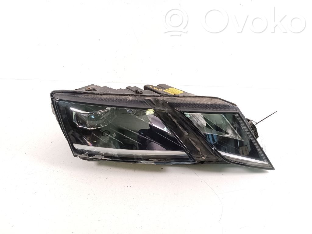 Skoda Octavia Mk4 Phare frontale 