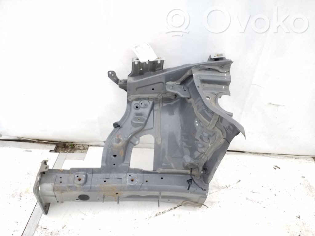 Panel lateral delantero