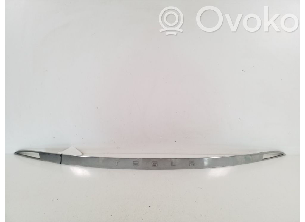 Garniture de hayon   100885600C