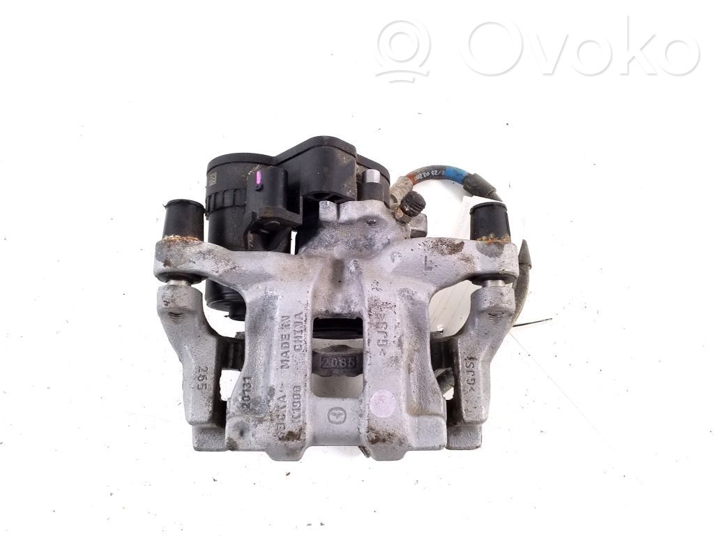 Mazda 3 Aizmugurējais suports 