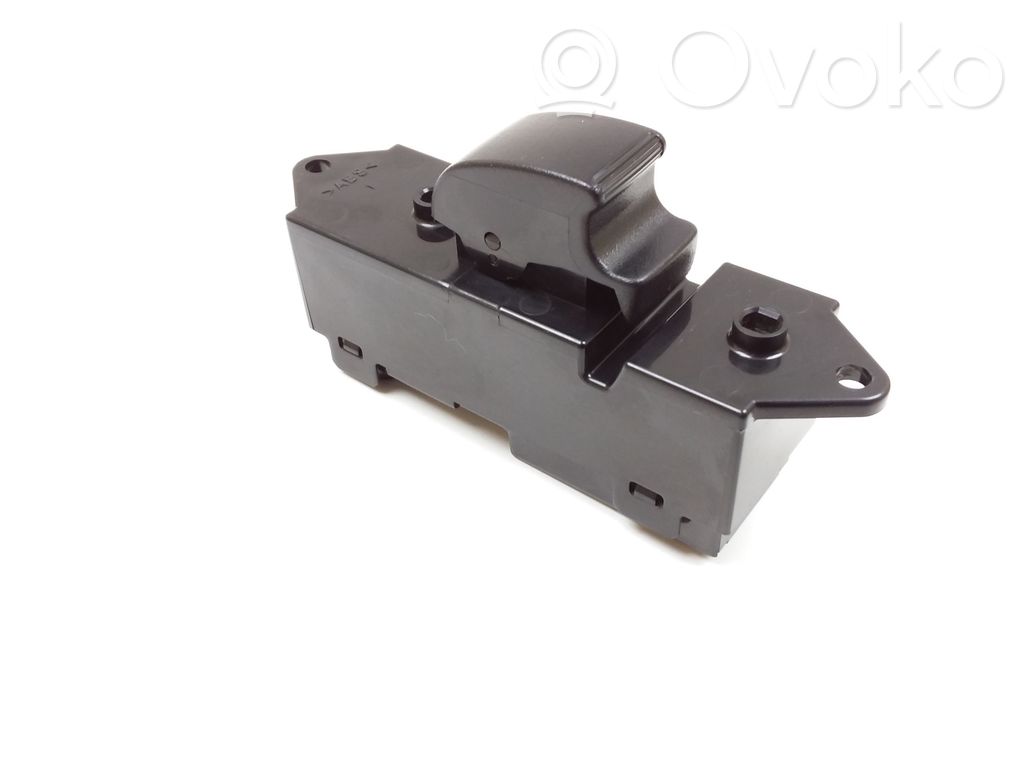 Mitsubishi Outlander Electric window control switch 