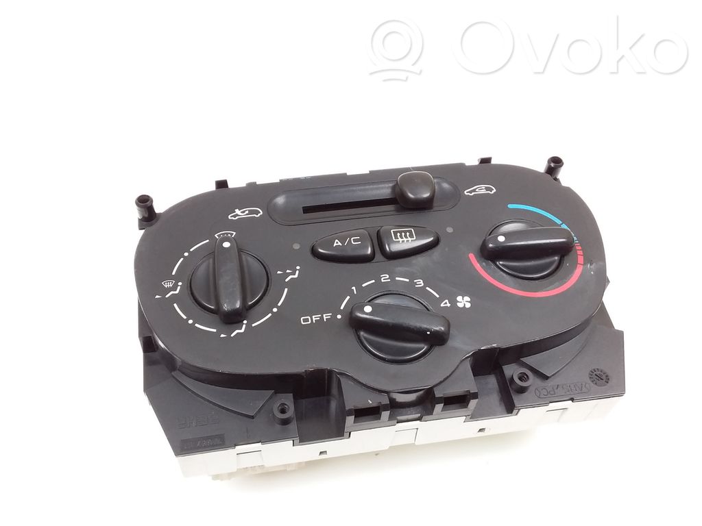 Climate control unit   99210,1068701