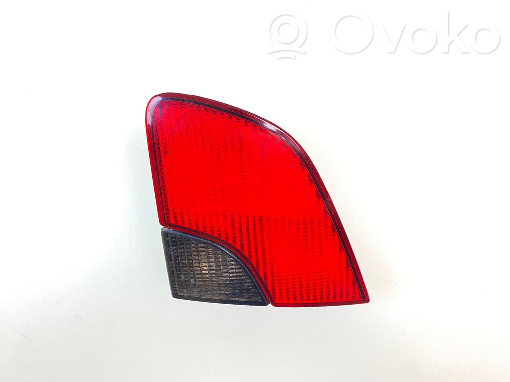 Peugeot 406 Tailgate rear/tail lights 