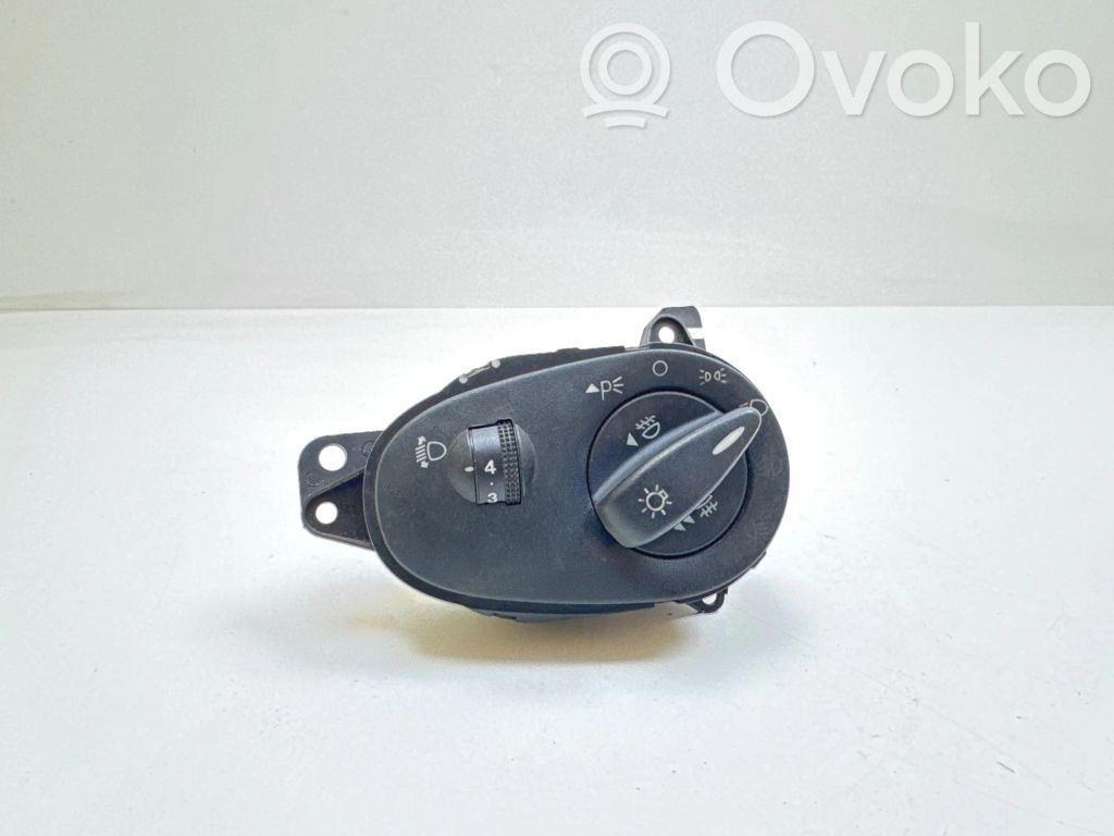 Ford Focus Light switch 