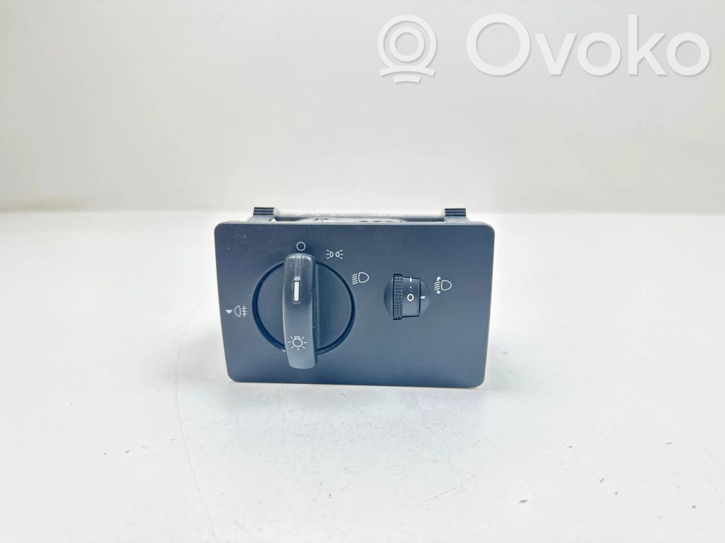 Interruptor de luz   6S6T13A024EA,04063710