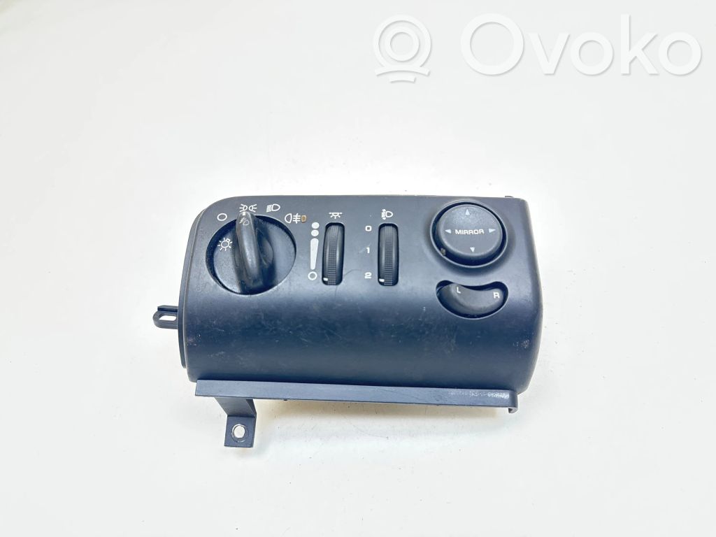 Light switch   04685530,36033U,13282B