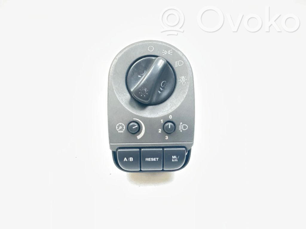 Jaguar X-Type Light switch 