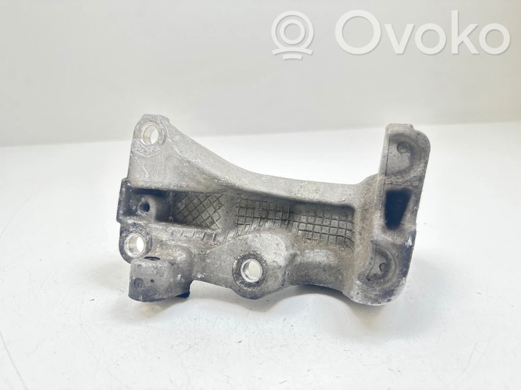 Citroen C5 Gearbox mounting bracket 