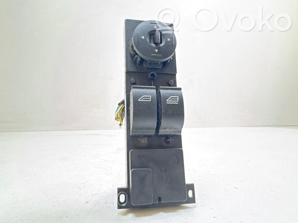 Ford Focus Electric window control switch 