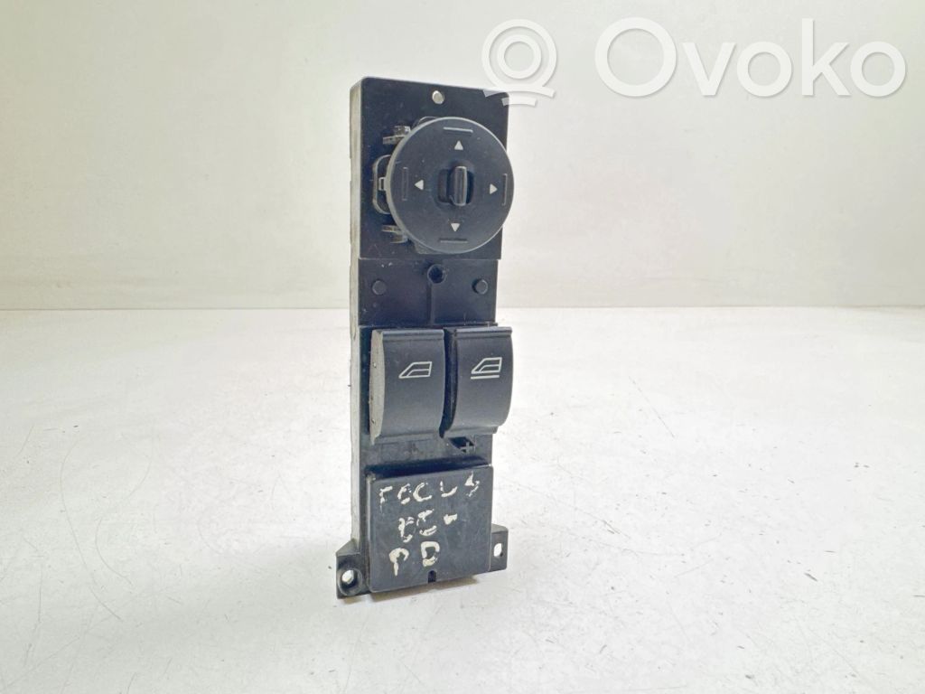 Ford Focus Electric window control switch 