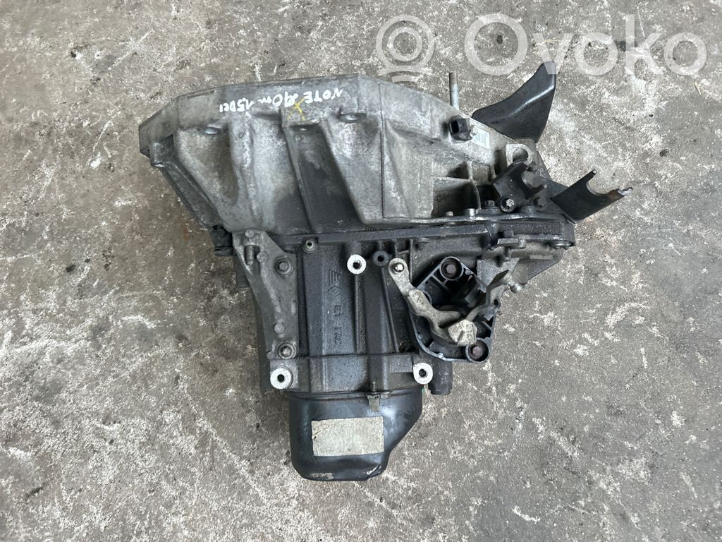 Nissan Note (E11) 5 Gang Schaltgetriebe 