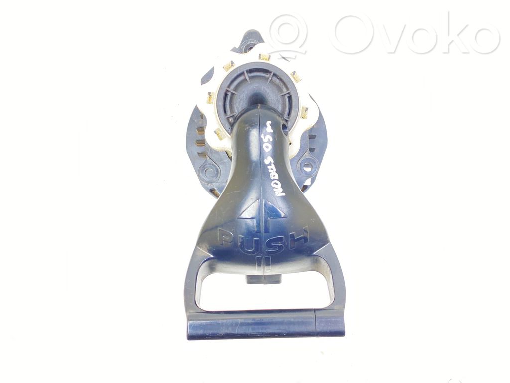 Renault Modus Spare wheel mounting bracket 