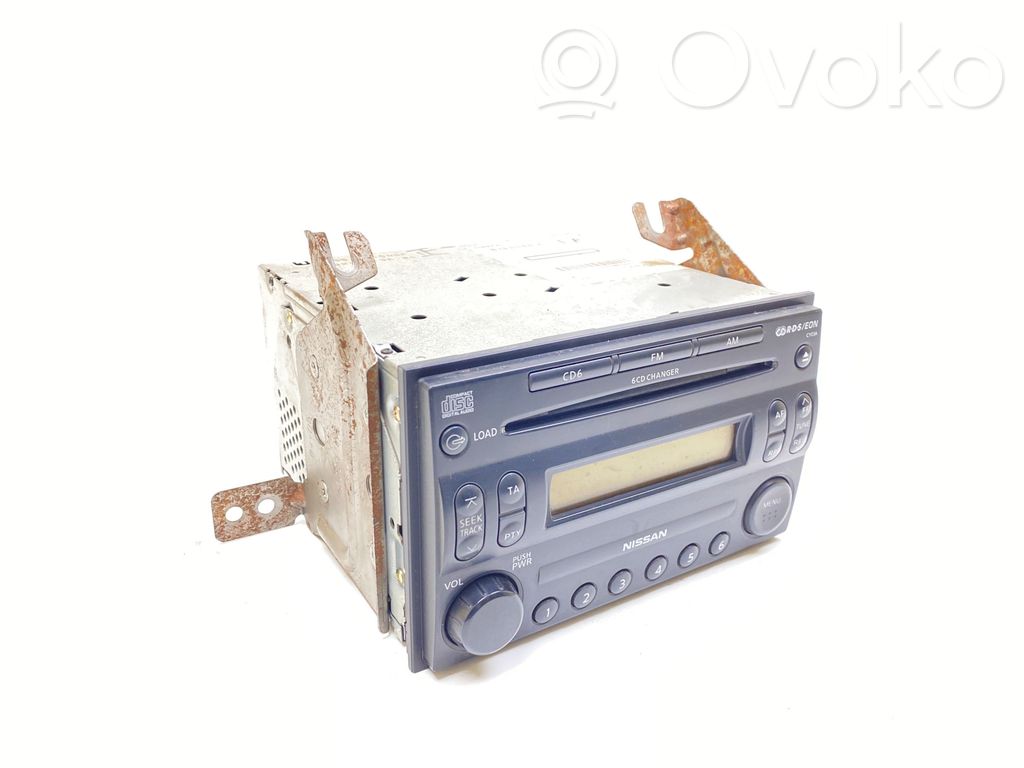 Nissan Navara D40 Panel / Radioodtwarzacz CD/DVD/GPS 