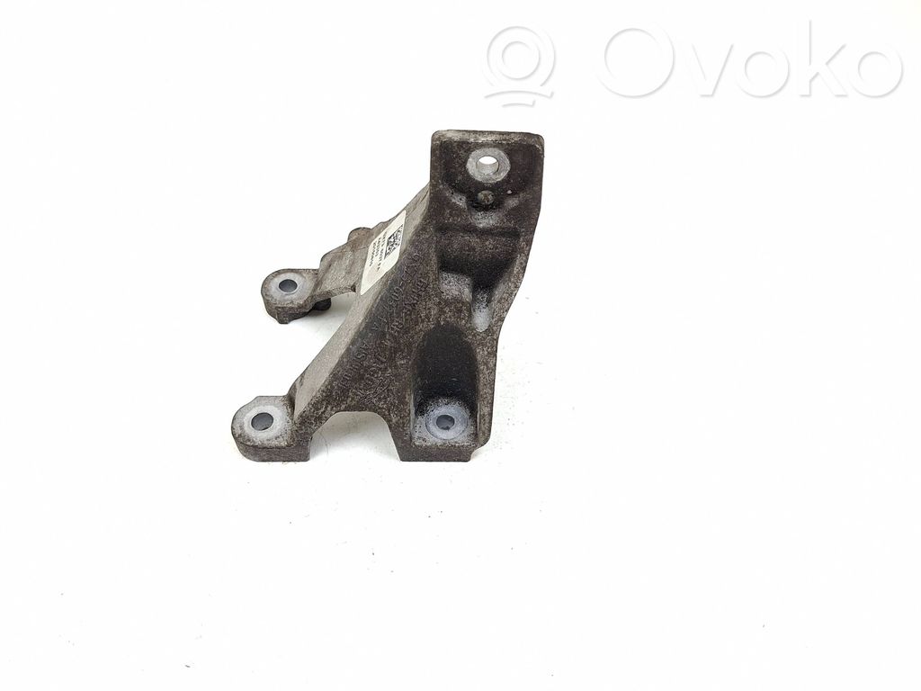 Engine mounting bracket   GX736037FA,A43353,20150810