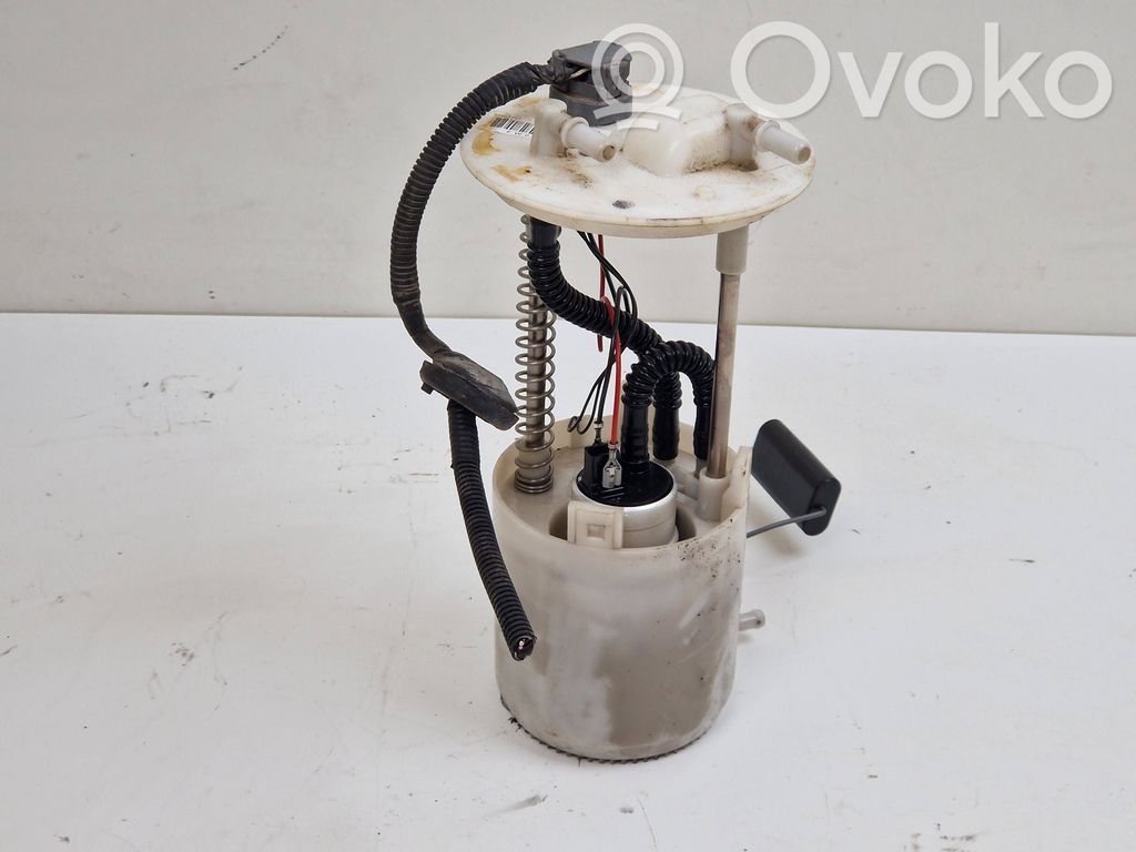 Mitsubishi Outlander Bomba interna de combustible 
