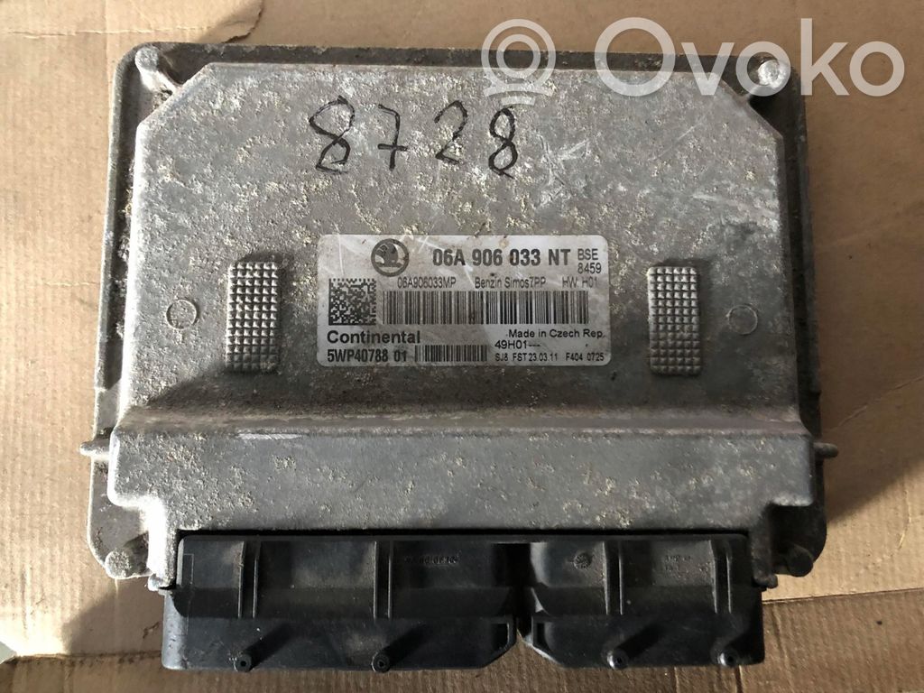 Skoda Octavia Mk2 (1Z) Engine control unit/module ECU 