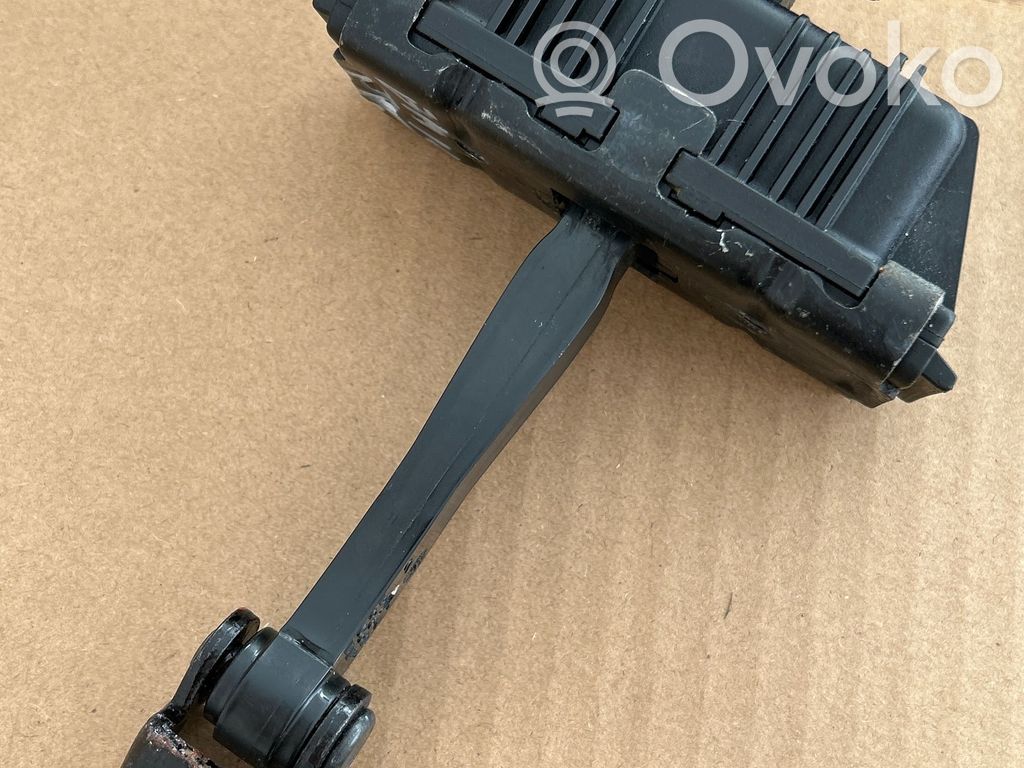 BMW 3 E90 E91 Front door check strap stopper 