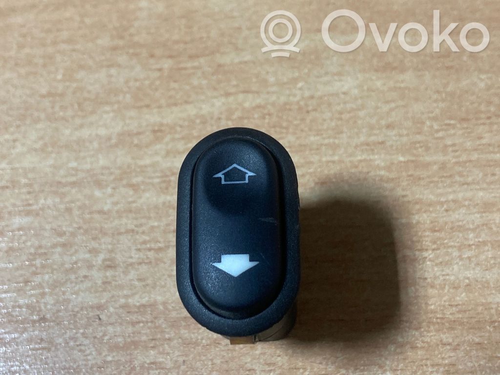 Jaguar X-Type Electric window control switch 
