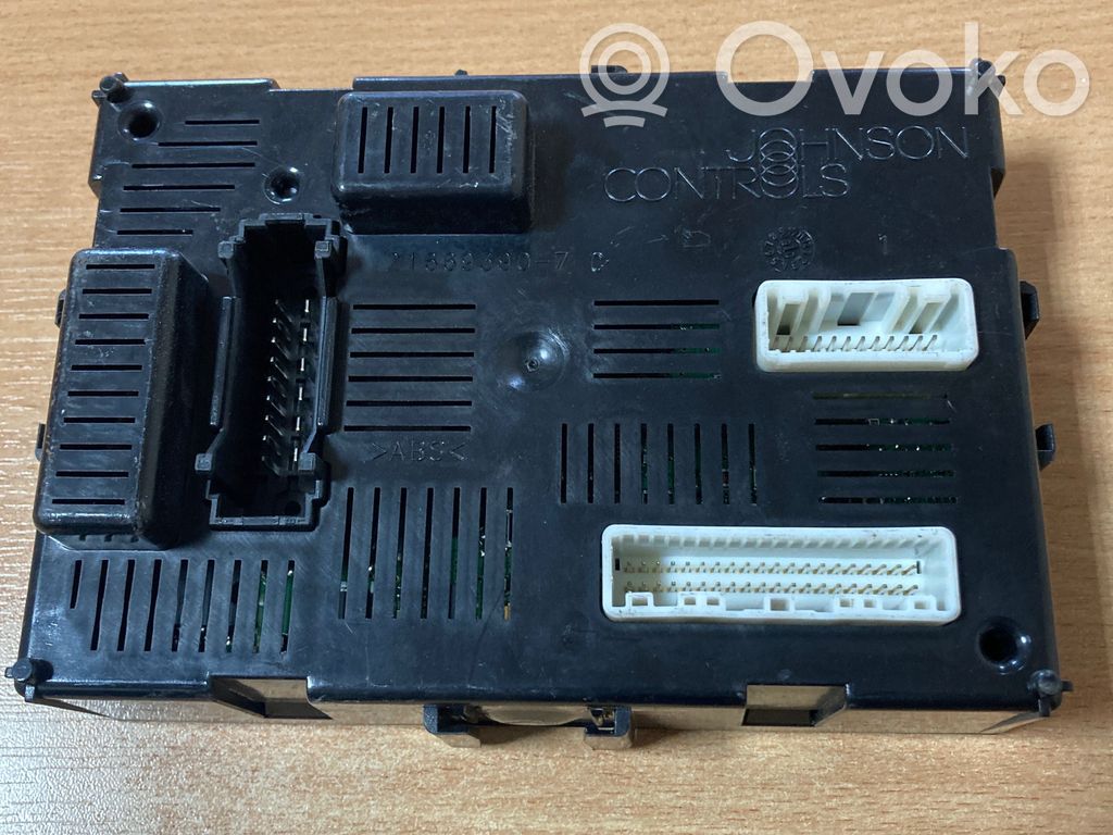 Nissan Note (E11) Comfort/convenience module 