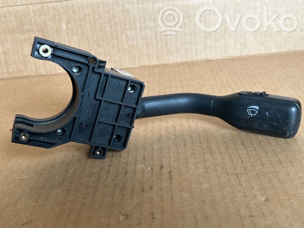 Volkswagen Golf IV Wiper control stalk 