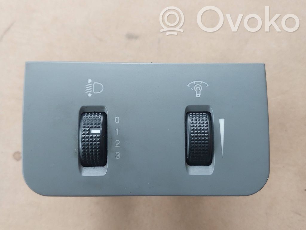 Chevrolet Lacetti Headlight level height control switch 
