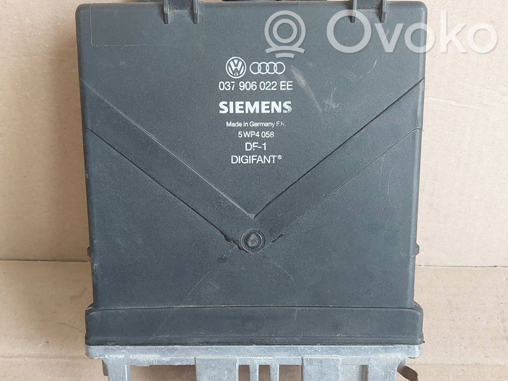 Engine control unit/module   037906022EE,5WP4058