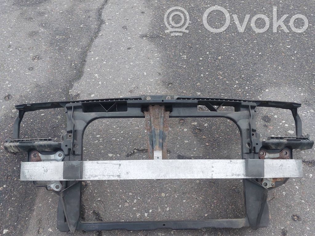 Audi A3 S3 8L Radiatorių panelė 