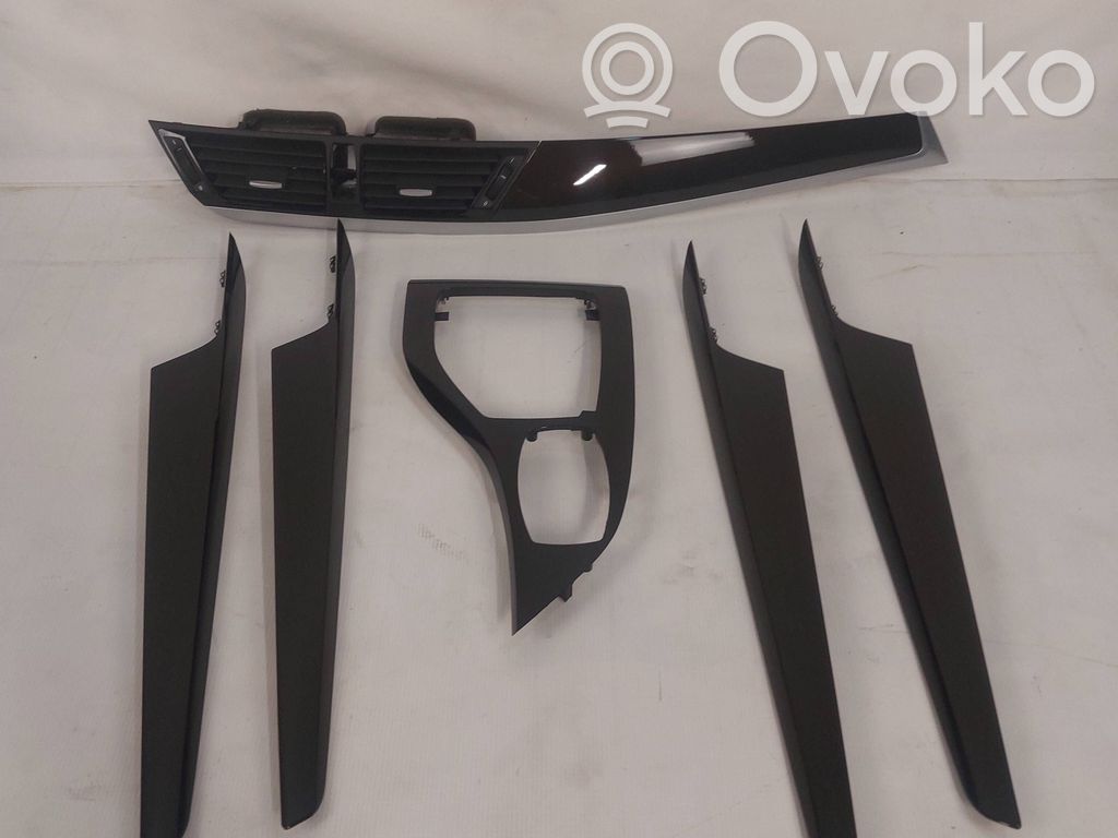 BMW X1 E84 Panel trim 