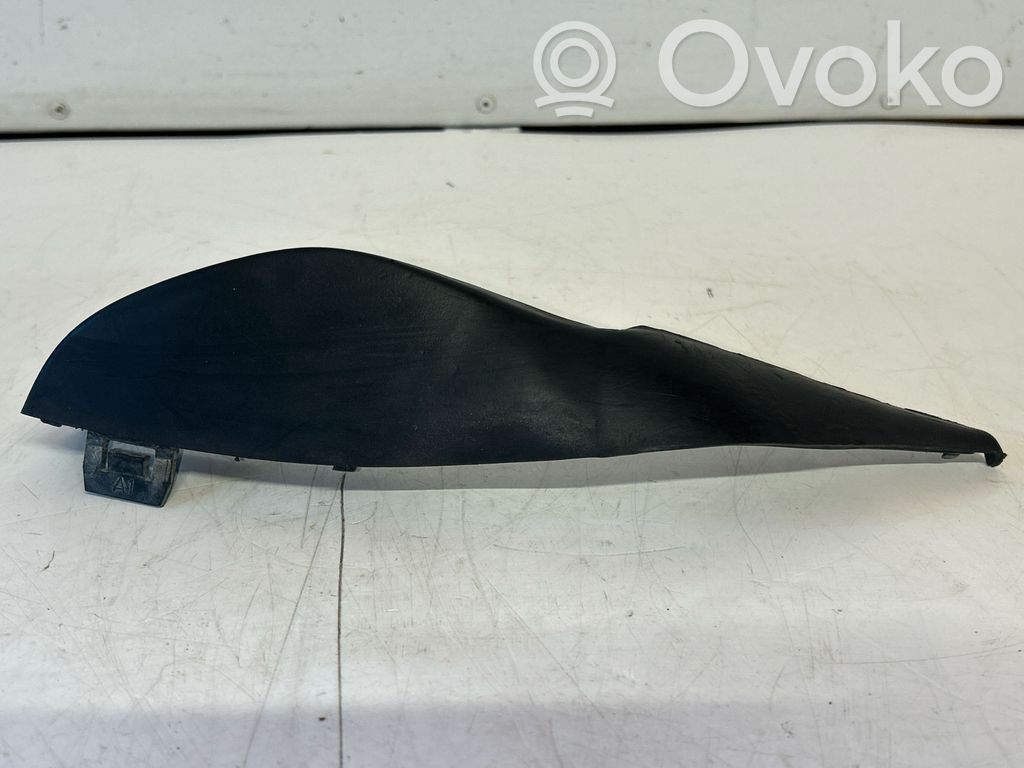 Volvo V70 Windshield trim 