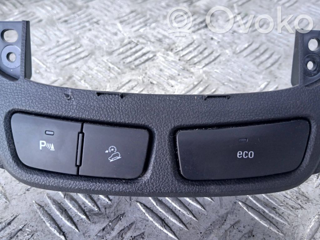 Other switches/knobs/shifts