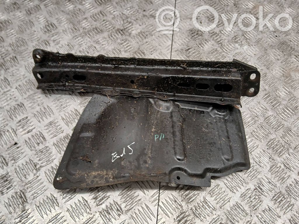 Placa protectora/protector antisalpicaduras motor   5144302060