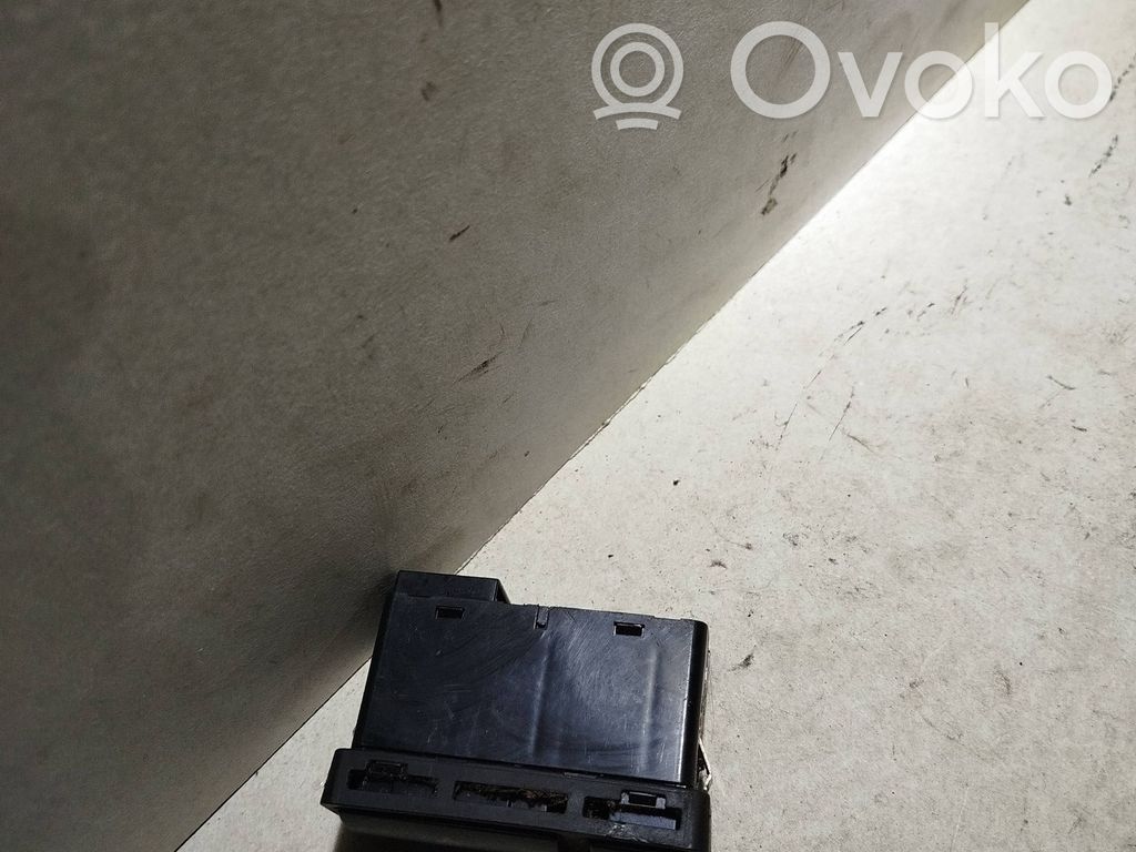 Hazard light switch   172803