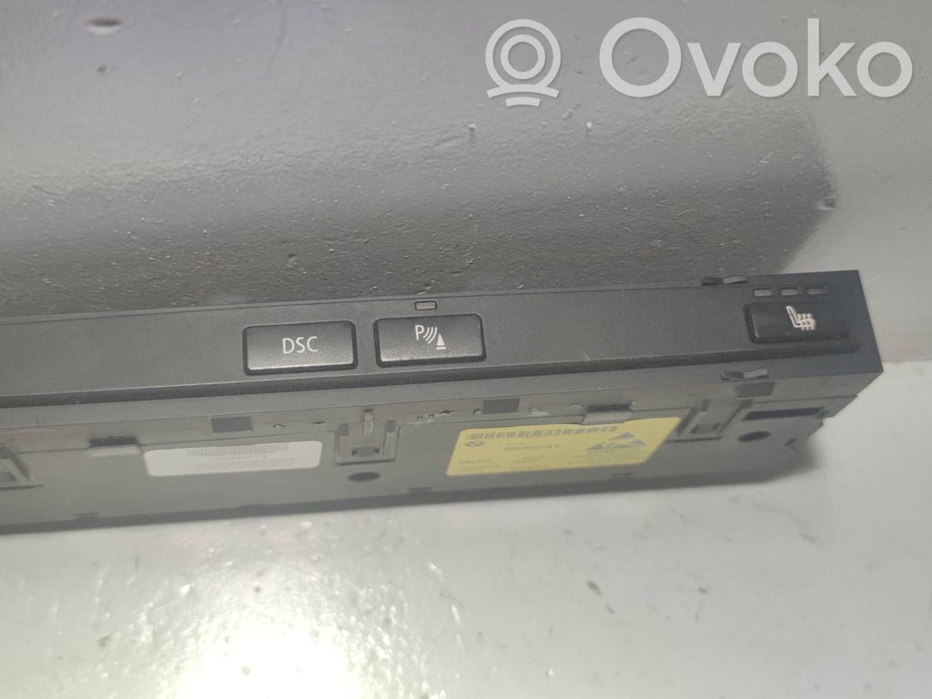 BMW 5 E60 E61 Seat heating switch 