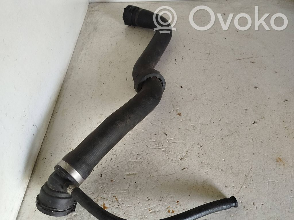BMW 5 E39 Engine coolant pipe/hose 