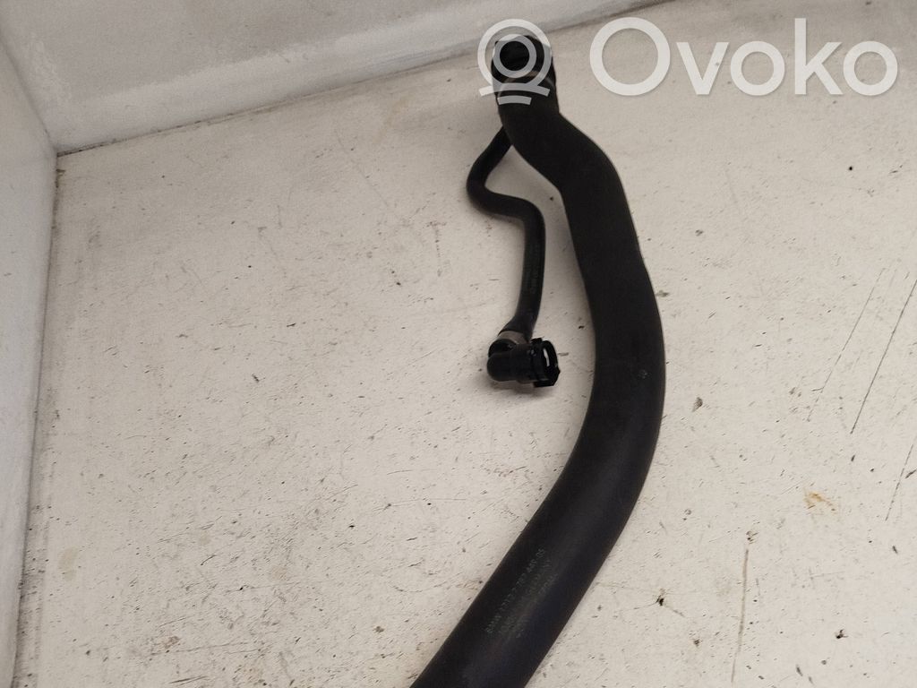 BMW 5 E60 E61 Engine coolant pipe/hose 