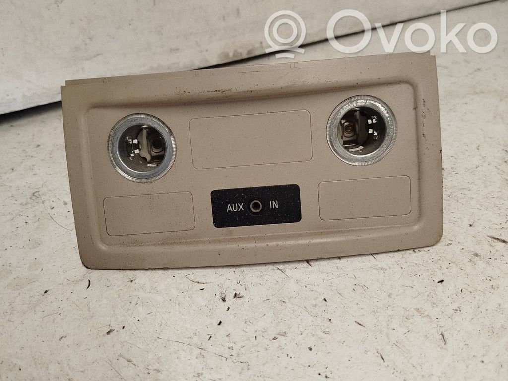 BMW 5 E60 E61 AUX in-socket connector 