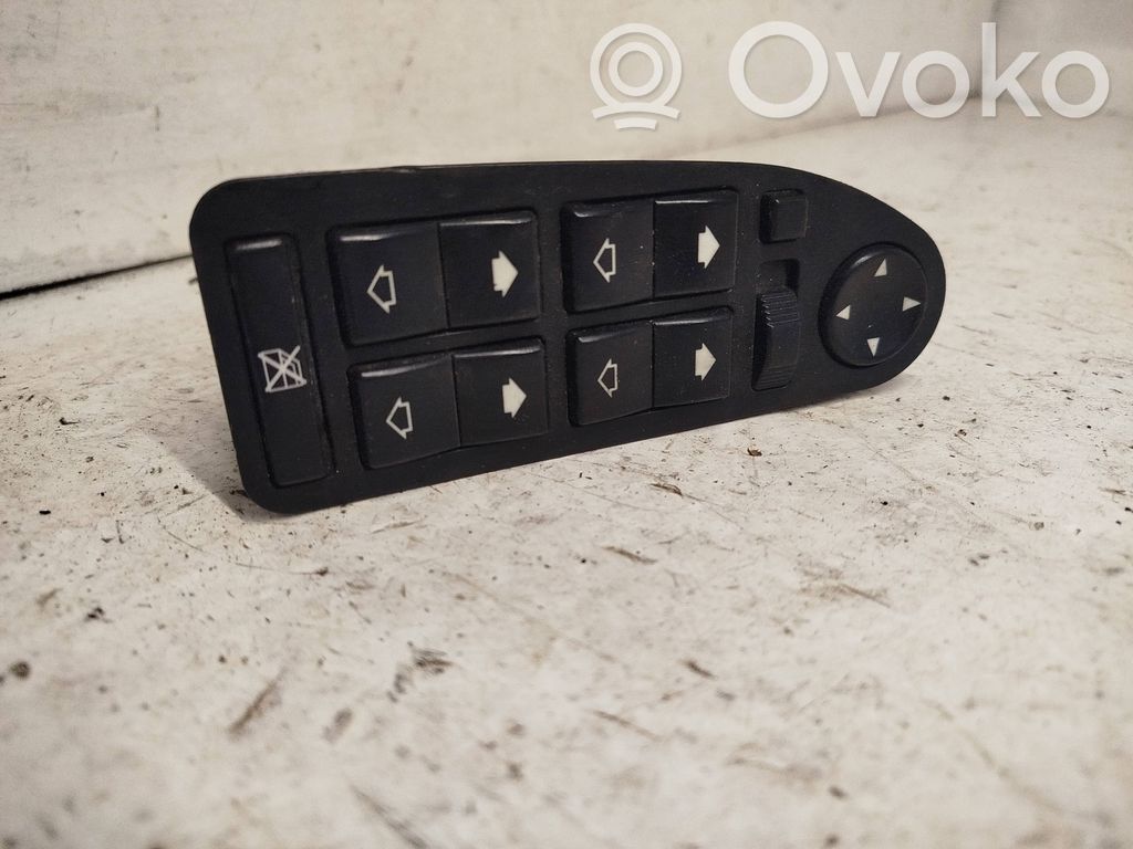 BMW 5 E39 Electric window control switch 