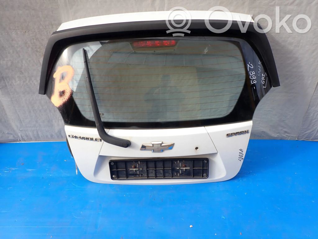Tailgate/trunk/boot lid