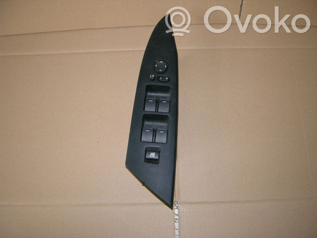 Mazda 3 II Electric window control switch 