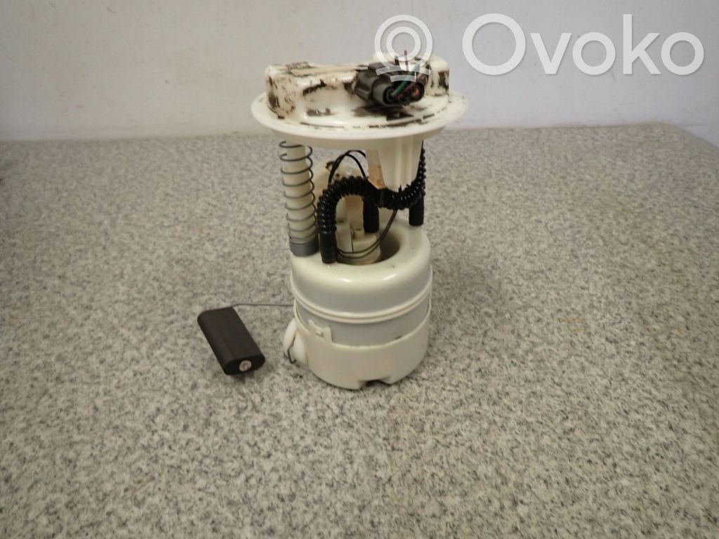 Bomba interna de combustible   17040AX000HD