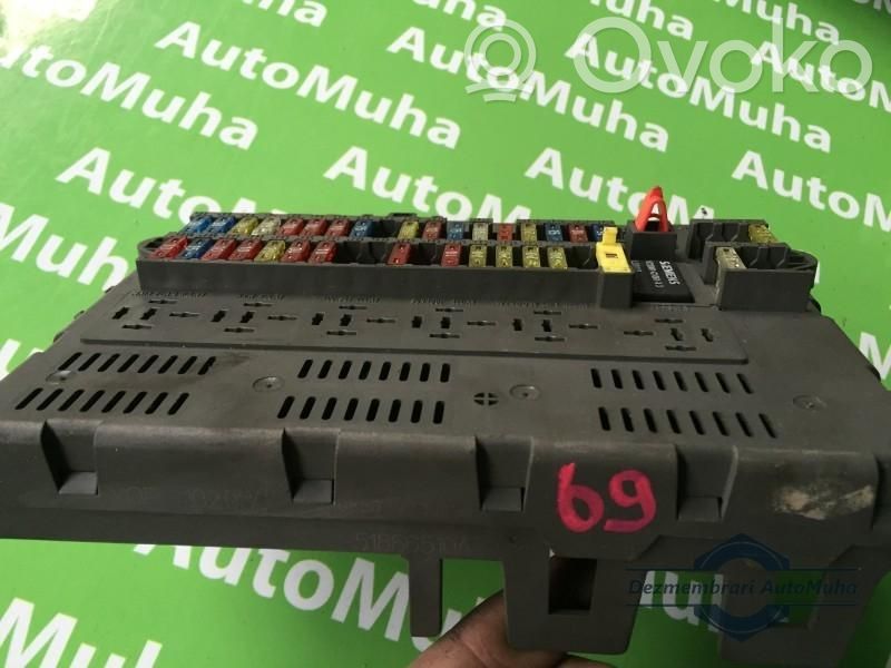 Módulo de fusible   518665104,YQE102930