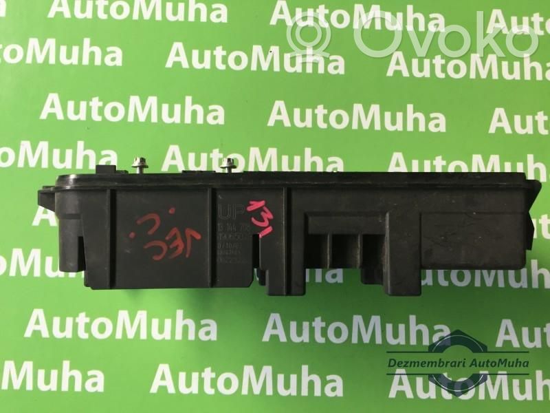 Opel Vectra C Fuse module 