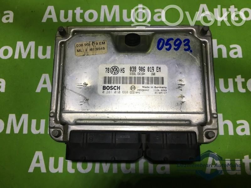 Volkswagen PASSAT B5.5 Engine control unit/module ECU 