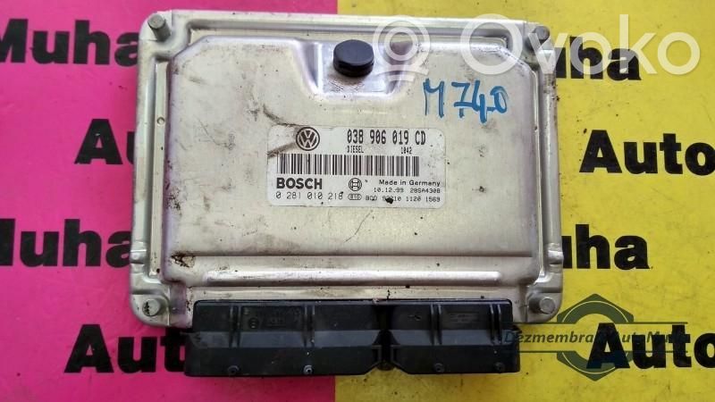 Volkswagen PASSAT B5.5 Engine control unit/module ECU 